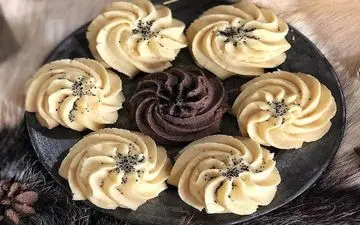 برای مهمونیاتون این شیرینی ساده رو درست کنید|  مرنگ !!