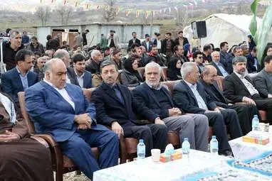 افتتاح واحدهای مسکونی گهواره  توسط  رئیس کمیته امداد کشور و  استاندار کرمانشاه 