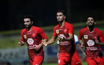 نساجی و پرسپولیس با تساوی به رختکن رفتند