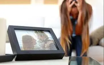 رفتارها ناسالم در زندگی مشترک؛ مثل سم میمونه از ما گفتن بود!