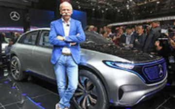 تبریک به رئیس بازنشسته «بنز» به سبک کمپانی «بی‌ام‌و» 