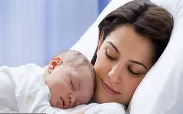 چرا باید به فرزندم، شیر خودم را بدهم؟