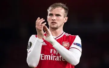 مدافع آرسنال در آستانه پیوستن به نیوکاسل