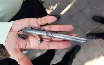اسلحه ای شبیه به خودکار در دستان زورگیران تهرانی + عکس