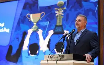 فرمانده نیمکت آبی با نظر سیدورف؛ استقلال در انتظار انتخاب هلندی!