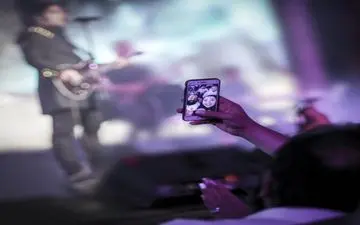 وقتی نرگس محمدی و همسرش شکار عکاسان شدند!/عکس