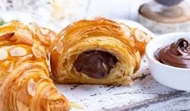 طرز تهیه کروسان شکلاتی که بچه ها عاشقشن!