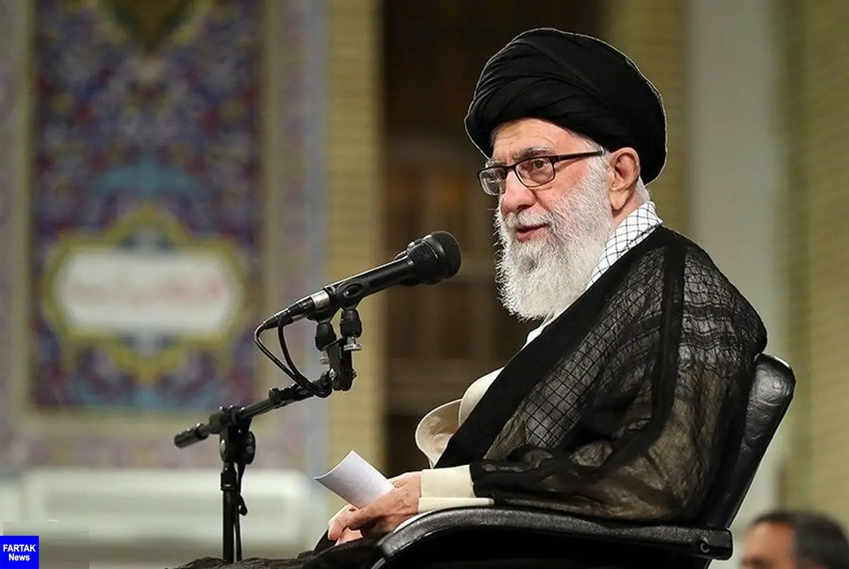 امام خامنه‌ای: مشکل اساسی مردم در طول تاریخ عبودیّتِ غیر خدا بوده است
