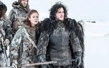 این دو بازیگر مشهور سینما،خبر نامزدیشان را به طور رسمی اعلام کرده اند!