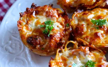 طرز تهیه مافین اسپاگتی؛ پیش‌غذای خوشمزه و متفاوت با طعمی بی‌نظیر