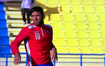 تا یک ماه دیگر تکلیفم روشن می‌شود/ از ایران هم پیشنهاد دارم اما اولویتم قطر است