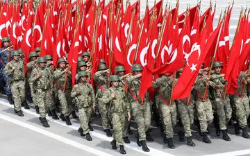 15 هزار نفر از نیروهای مسلح ترکیه اخراج شدند