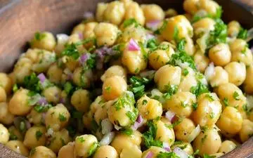 نخودآب غذایی که در زمستان معجزه می‌کند