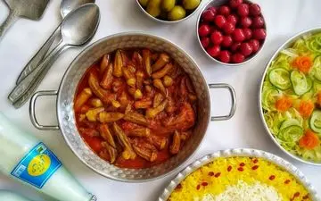 طرز تهیه خورشت بامیه جنوبی؛ راز خوشمزه شدن این خورشت اصیل
