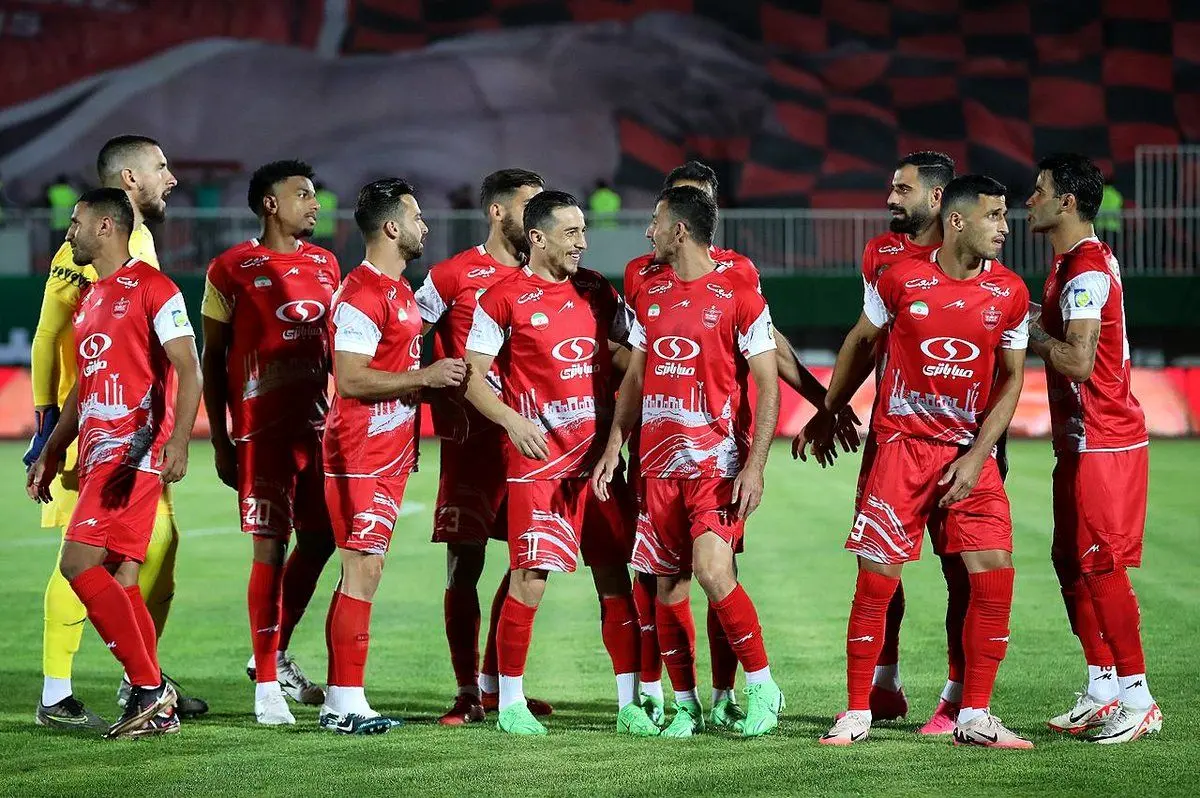 تلاش 3 باشگاه برای متقادعد کردن مدیرعامل پرسپولیس