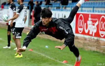  دعوت دروازه بان پرسپولیس برای حمایت از استقلال