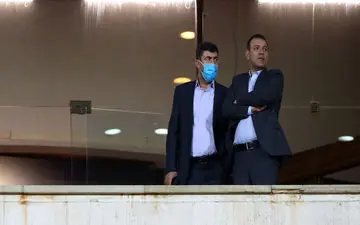 واکنش عزیزی خادم به شایعه همکاری با یک جادوگر 