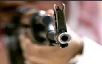 شلیک به یک زن در خیابان پر از آدم ! / در آبادان رخ داد + جزییات