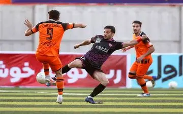 نیمه اول دیدار مس رفسنحان و پرسپولیس برنده نداشت