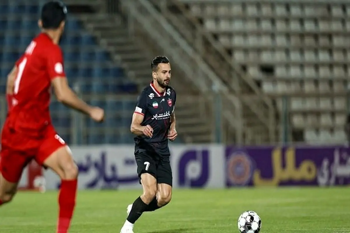 پرسپولیس با گل تماشایی از شکست برابر تراکتور گریخت