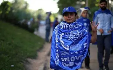 یک دختر در ورزشگاه آزادی دستگیر شد!