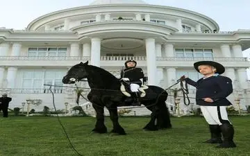  تیپ سوارکاری گلزار و یکتا ناصر