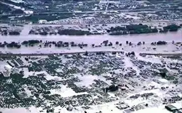 تصاویر هوایی از طغیان رودخانه در ژاپن و فرو رفتن خانه‌ها به زیر آب 