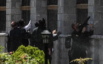 شرح حمله تروریستی 12 رمضان از زبان شاهدان عینی + فیلم