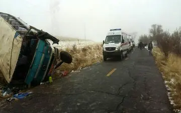 واژگونی مینی‌بوس در شهرستان ری ۱۱ مصدوم برجای گذاشت