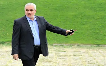 حضور مدیرعامل محبوب در باشگاه استقلال ؛ خبری در راه است ؟