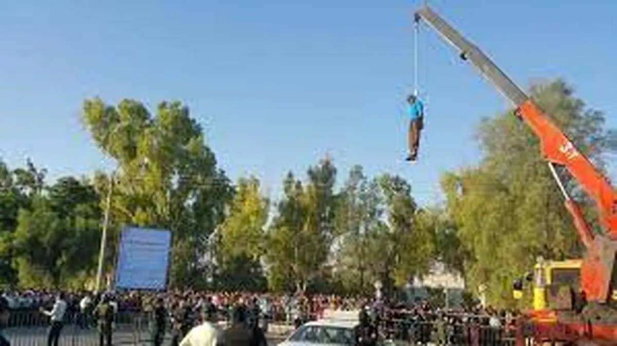 اعدام قاتل 3 مامور پلیس در در زاهدان + عکس و جزییات 