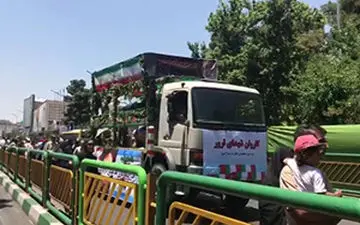 ورود پیکر شهدا به اطراف محل نماز جمعه تهران + فیلم