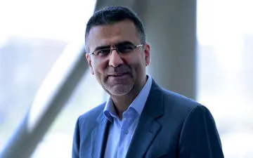 
حجت الله ایوبی: وزیر ارشاد با دخالت در انتخاب فیلم ها مخالف بوده و هست
