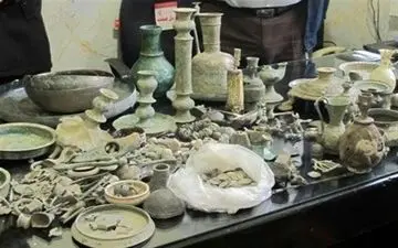 سیل در بدره «عتیقه‌ها» را بیرون آورد