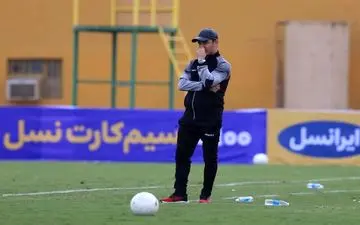 سیدعباسی:  بازی با استقلال تهران نبرد صدر و قعر است/  بازیکنانم برای بازی فردا هیجان زده اند