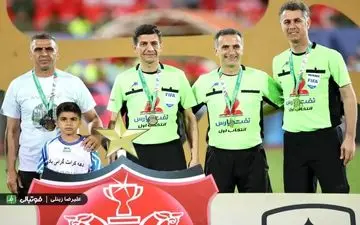 کجای دنیا کمک داور در گوش سرمربی تیم می‌زند؟/ ای‌کاش آن کودک را داخل رختکن پرسپولیس می‌بردی!
