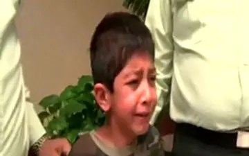 نجات پسربچه از چنگ آدم ربایان توسط پلیس مشهد + فیلم