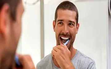 بعد از صبحانه باید مسواک بزنیم؟ | در چه زمان‌هایی نباید مسواک بزنیم؟



