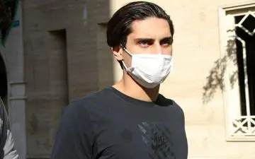 نادری در انتظار رخصت از پیشکسوتان