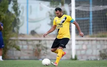 خلعتبری و پورقاز در جایگاه کاپیتان