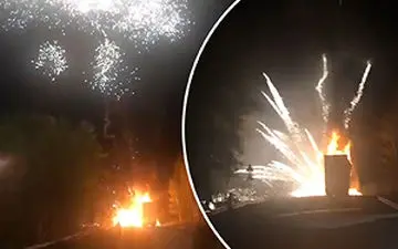 آتش بازی تصادفی در وسط جاده