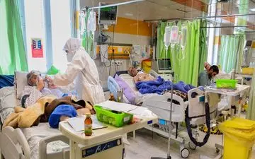 تخت‌های مخصوص بیماران کرونایی در کرمانشاه پُر شد‌