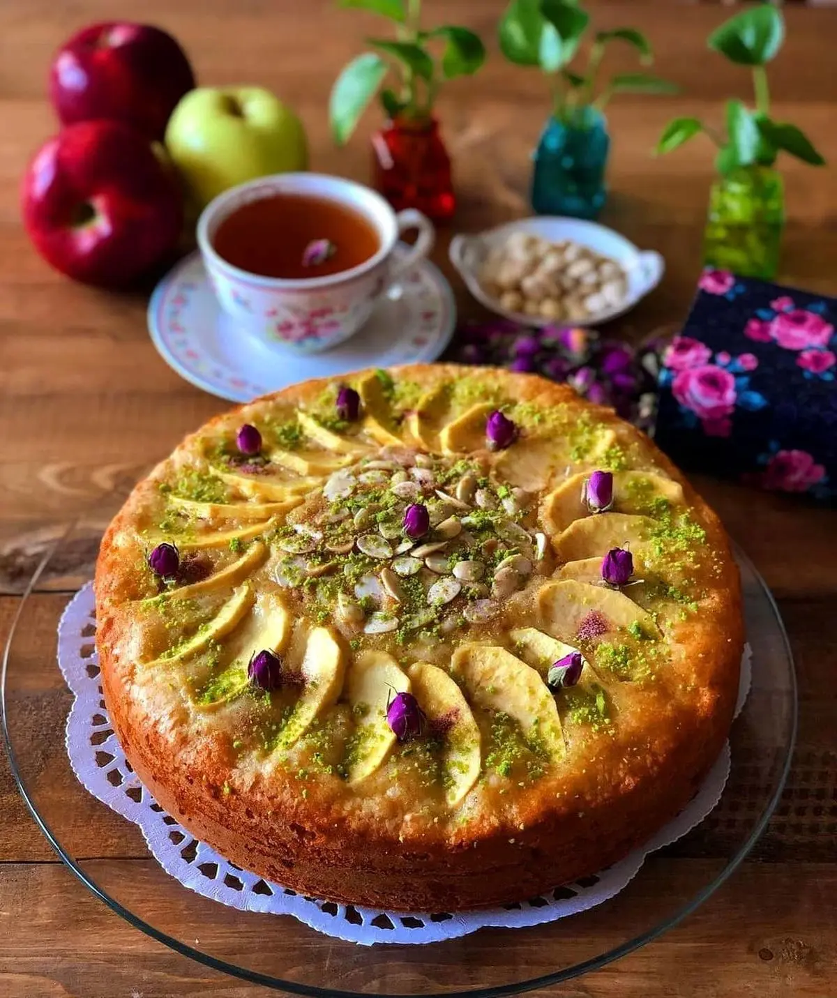 طرز تهیه کیک پای سیب با ماست | خیلی خوشمزه س!