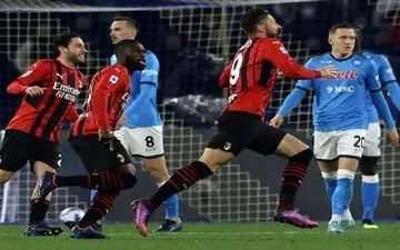 پیروزی میلان در دوئل صدرنشینی با ناپولی 