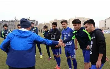 کشف جدید منصوریان از امروز در تمرین استقلال