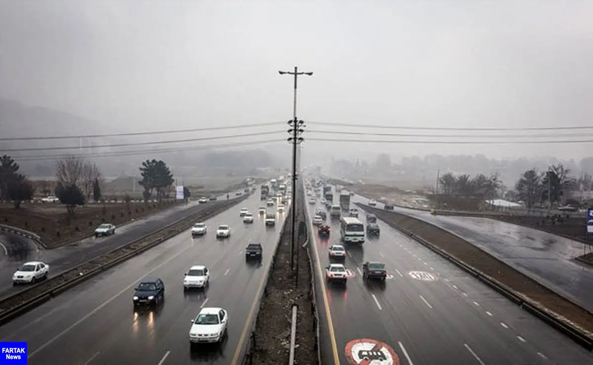 بارش باران در محورهای ۷ استان/ مه گرفتگی و کاهش دید در فیروزکوه