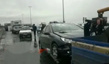 تصادف همزمان ۲۶ ماشین در اتوبان کرج که ۱۰۸ زخمی داشت