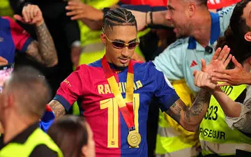 رافینیا؛ از بازیکن فراموش‌شده تا مدعی توپ طلا در بارسلونا! 