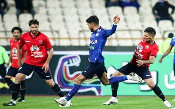 ۲ بازیکن استقلال در خطر محرومیت در نیمه نهایی