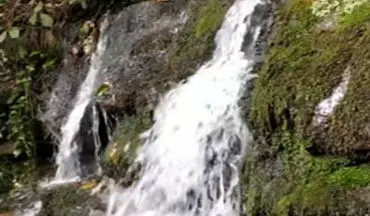 نمایی از آبشار زیبا و دوست‌داشتنی در «جعفرآباد» + فیلم